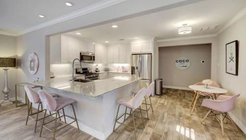 The Jasper Abode - 10 mins to Galleria - Peaceful - Foto 3