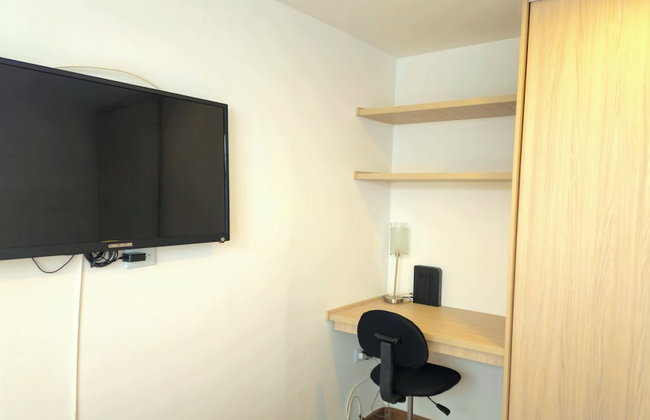 Súper Apartamento TV Wi Fi y parqueadero - Foto 6