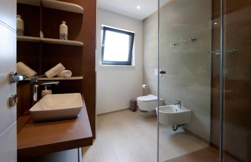 MODENA MARIS-heated pool-grill-relax-jacuzzi apartments - Foto 104