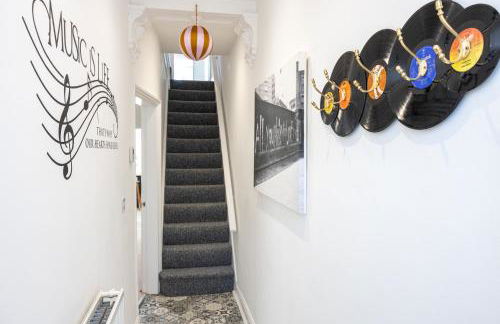 Earp House - Air Host & Stay - Sleeps 7 - Foto 52