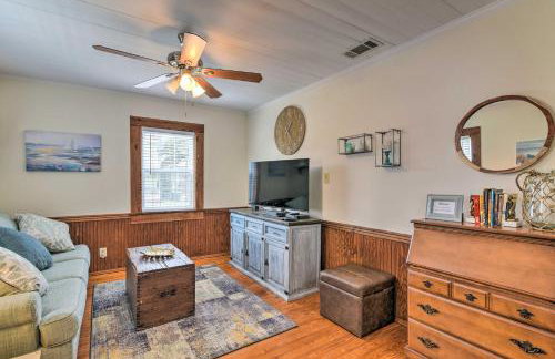 Galveston ‘Blue Bungalow’ - Walk to Beach! - Foto 8