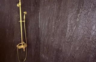 César Room - Appartement Antique 2-3 pers, parking privé,proche centre et gare - Foto 8