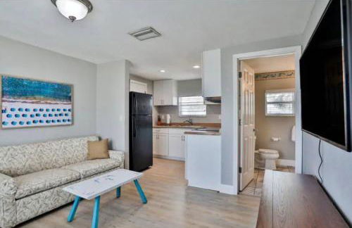 Summer Sands Lodge Unit 2 - Photo 8