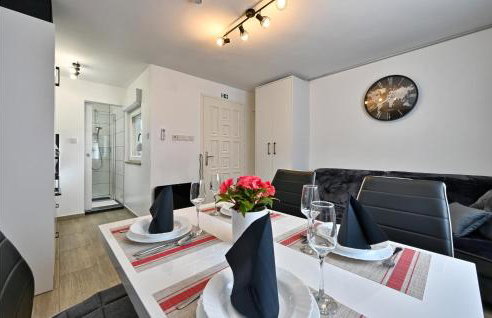 Stunning Home In Veliko Trgovisce - Foto 16