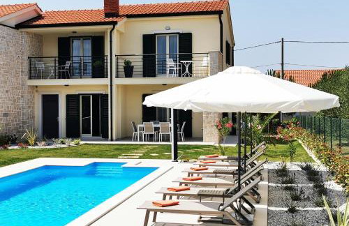 Villa Clara - Foto 1