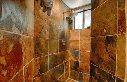 The Gingerbread Cottage - Photo 6