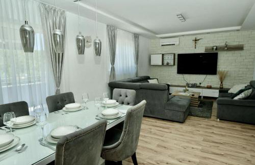 Apartment Mario - with pool - Foto 25