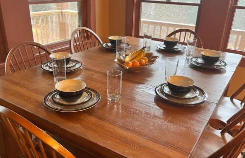 Stunning 5BR at Hunter and Windham w Oversized Deck, 5 Acres, and Mountain View - Foto 11