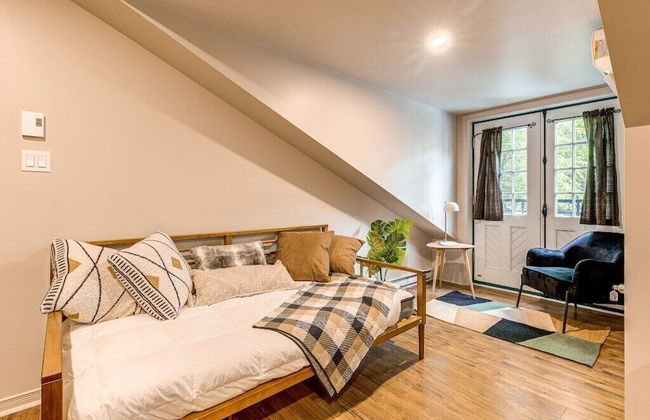 St. Ursule Two-Storey Oasis - Photo 8