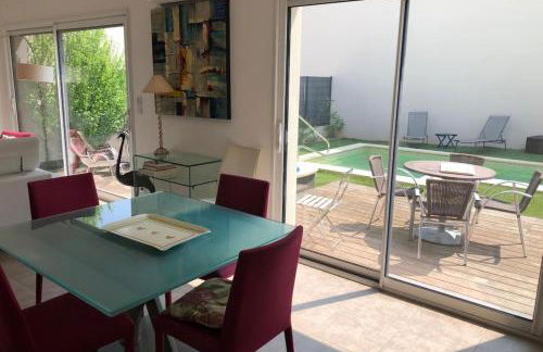 Agréable et lumineuse maison t4 air conditionné piscine jacuzzi parking - Foto 51