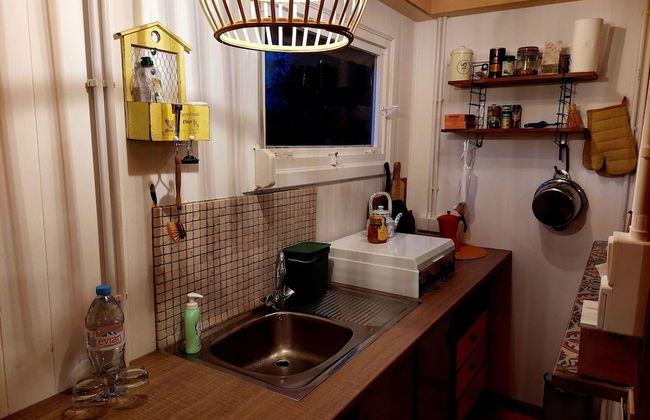 Tranquil Chalet in Geel With Garden - Photo 5