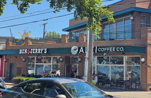 Alki Beach Cottage, NEW, 2 bedrooms, 2 bathrooms, near beach, AC, WD, Parking - Foto 49