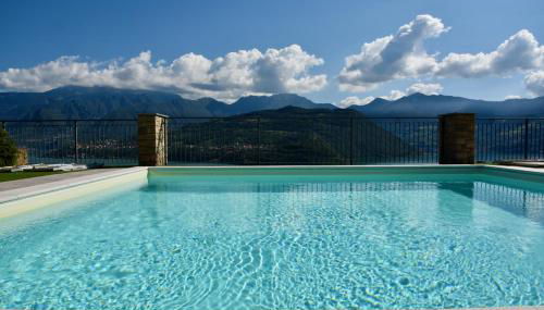 Italian Vacation Homes - La Petite Maison du Lac - Photo 3