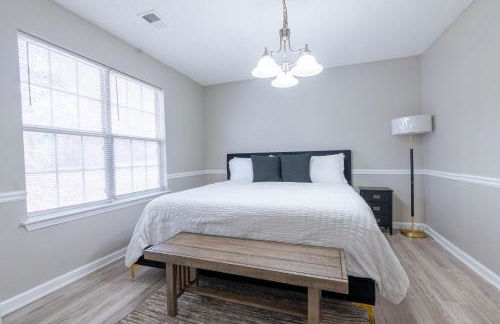 Charming Suburb 20 Min to ATL! - Foto 10