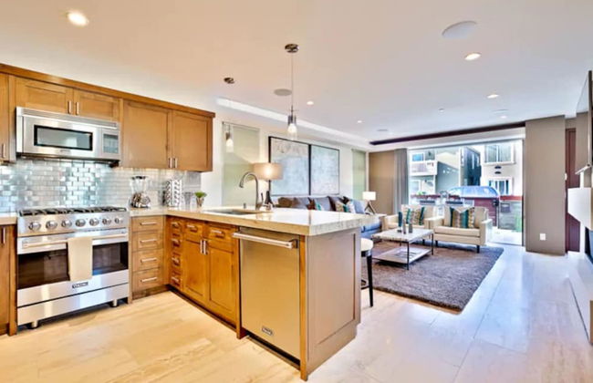 3 BR Roof Deck Ocean Views Hot Tub Beach Block - Foto 15