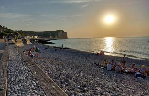 Loft arty à 800 mètres de la mer avec jacuzzi - Foto 25
