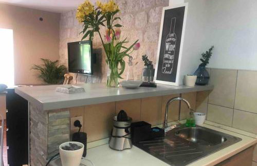 SECRET PARADISE-Holiday home with hot tub and BBQ - Photo 12