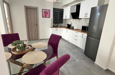 Feels Like Home 2 - Agrinio Suites - Photo 1