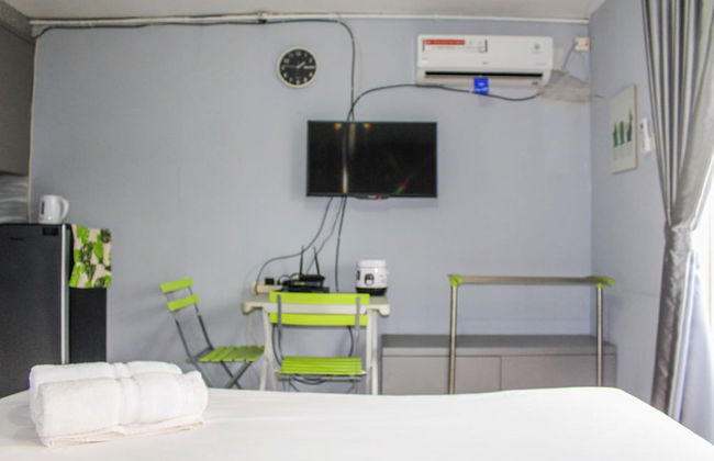 Modern Furnished Studio Room @ The Modern Golf Apartment - Foto 15