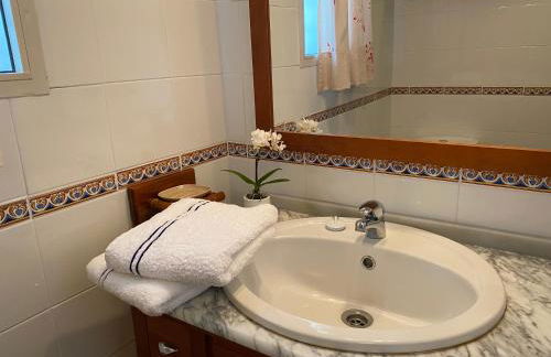 Detached holiday house, 2 bedrooms, private garden, pool - Photo 16