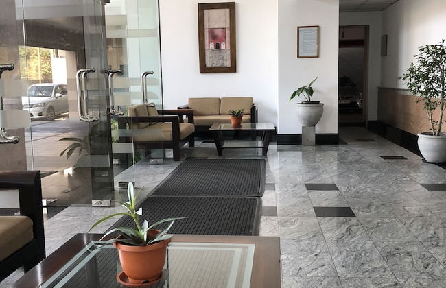 Hedges Court Residencies Town Hall- 2 Bed Room Apartment - Photo 24