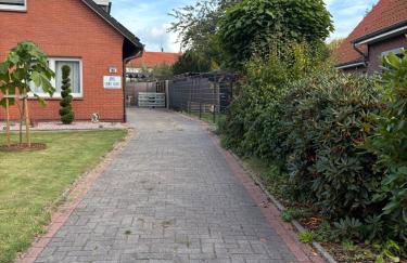 FEWO FloTi Ferienwohnung Augustfehn - Foto 5