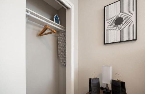 Chic and Comfortable 1BR Apartment near Bradley U - Foto 31