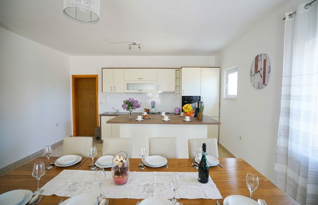 Holiday Home in Prkos With Private Pool - Foto 32