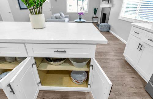 Sunny Simi Valley Valley 4BR 3BR LTR Modern Home Dedicated Work Place High Speed internet - Foto 10