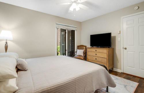 Brook Haven Condo - Downtown Blowing Rock Ground Floor Fully Stocked with 2 King Beds - Foto 6