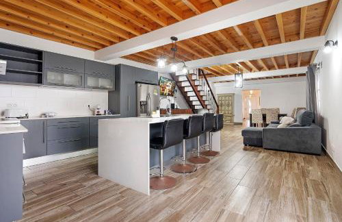 Windmill Beach House - Photo 4