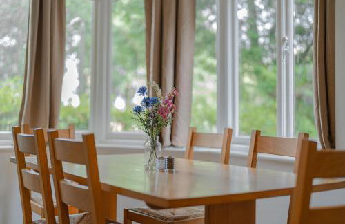 Central Banbury Stay Comfy and Spacious for groups 9 sleeps - Foto 8