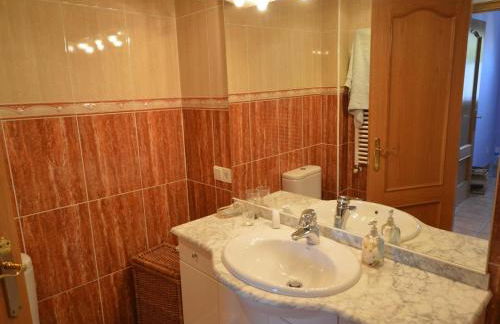 Casa con piscina privada, jardín, barbacoa, wifi y despacho en Costa Brava - ES-89-83 - Foto 2