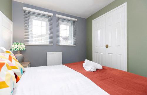 Stylish 3BR Contractor Friendly Long Stays - Photo 8