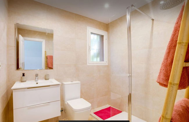 Coastal Apartment/pool/garden/kingbed/acon/freep - Foto 9