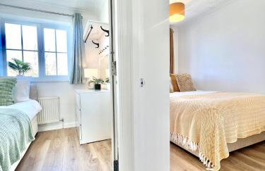 Luxury Modern House, Free Driveway Parking and Garden! Fully Equipped, Sleeps 6 Guests - Foto 19