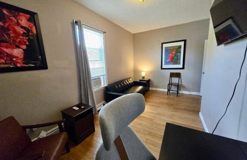 Suites on East Side near Whole Foods, Brown University, Miriam Hospital, MBTA, Downtown, - Foto 28