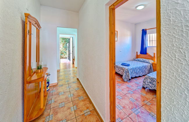 4 bedroom Apartment in Calp with swimming pool and garden - Photo 16