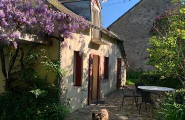 Lovely rural and quiet farmhouse with natural swimming lake - Foto 1