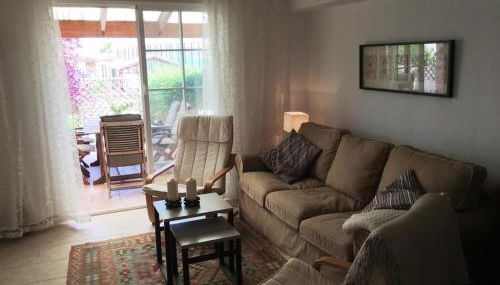 Preciosa casa con terraza y piscina R64 by Novadesta - Photo 4