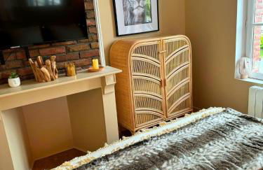 Duplex Safari jusqu'à 4 personnes, Spa, cinéma et lit sous les arbres, day use, 10 min centre - Foto 22