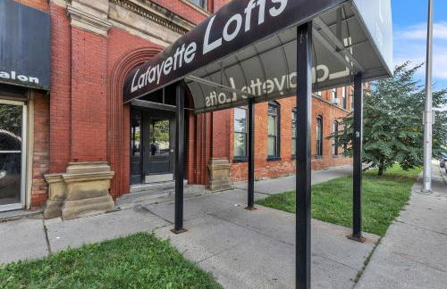 Stylish Chic Retreat At Lafayette Lofts 1 Bedroom Apts by RedAwning - Foto 52