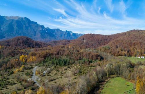 Cottage in Lovinac Near Paklenica Park - Foto 24