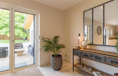 Gîte moderne et lumineux à Gy avec grand salon, jardin et jeux pour enfants - FR-1-583-457 - Foto 6