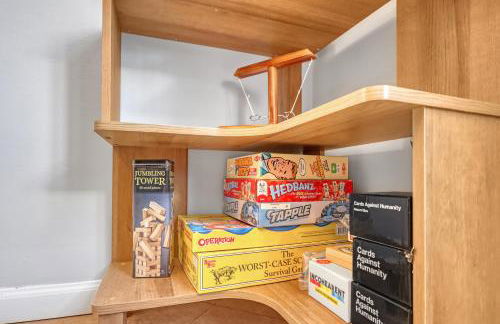 Vibrant Coastal Cottage with Pool - Foto 34