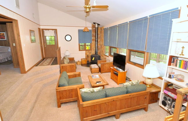 Brigadoon - 5 Bedroom Retreat - Photo 9