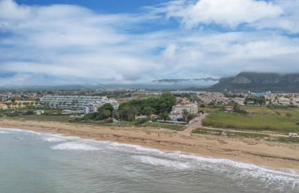 Bonita stay B Beach 1ªlínea, fibra, AA, BBQ, pool - Foto 42