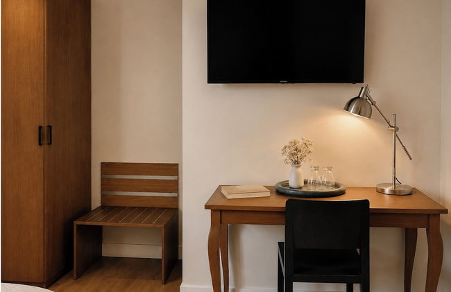 Legazpi Doce Rooms & Suites - Photo 20
