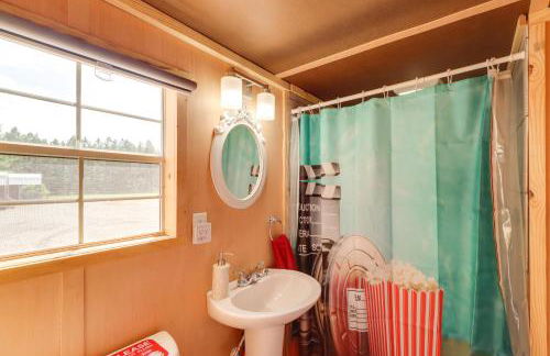 Higden Studio with Private Deck Less Than 1 Mi to Lake! - Foto 15