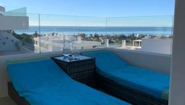 Prachtig appartement met zeezicht in Estepona Costa del Sol - Photo 4